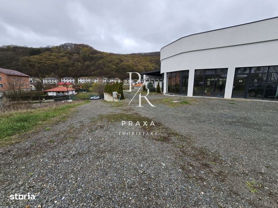 EXCLUSIVITATE! Teren de vanzare, 5.000 mp+ Restaurant mobilat si utila