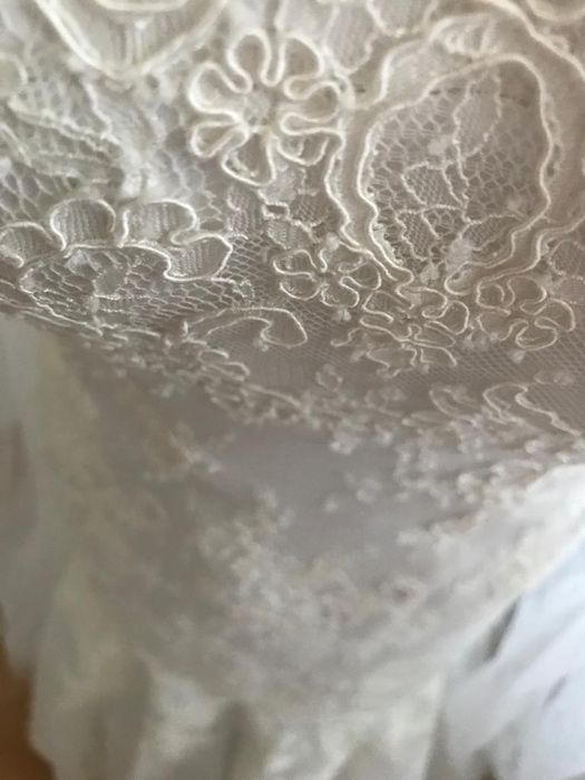 Vand rochie de mireasa din dantela, marimea S/M,  Natalia Vasiliev