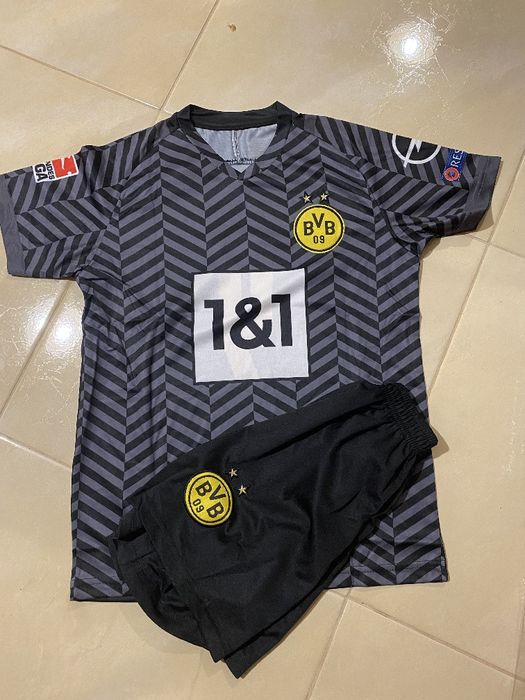 Футболни екипи за деца