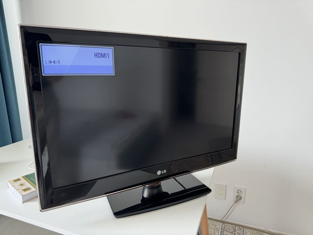 LG 32lv2500 телевизор