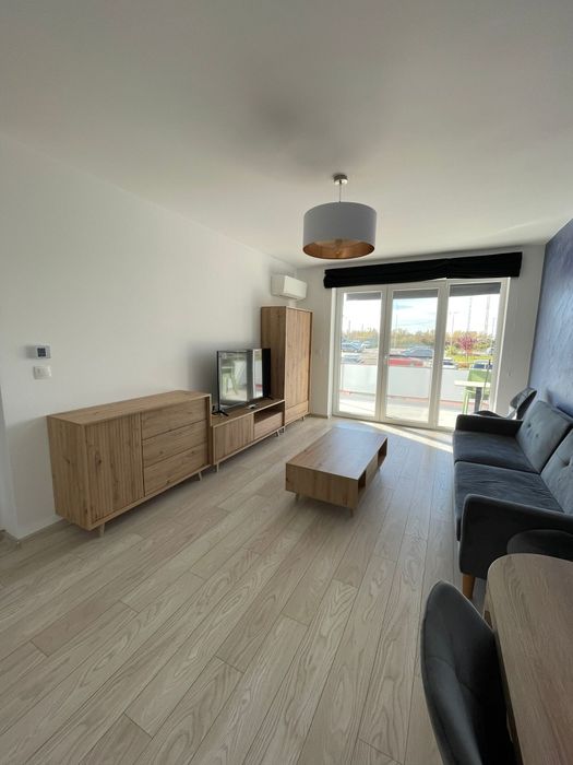 De închiriat apartament cu 2 camere