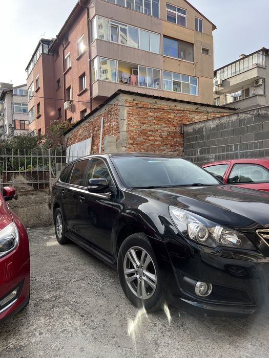 Салон Субару легаси