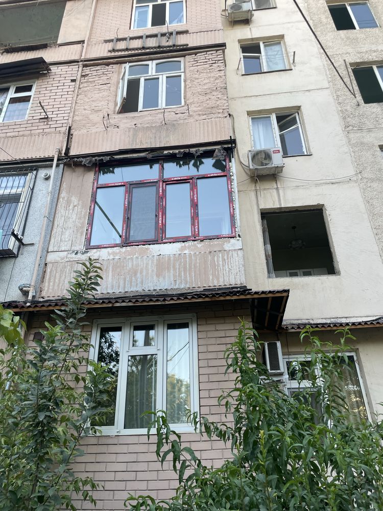 Яшнаободда 2 хонали уй аел кизларга узок муддатга ижарага берилади
