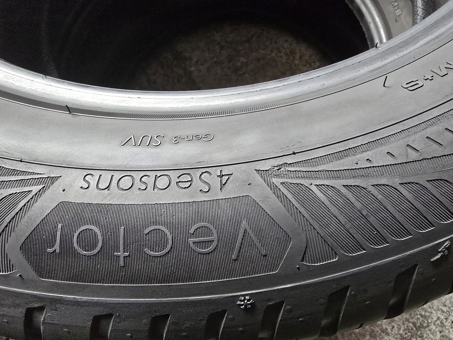 Goodyear 235/60 R18 107W MS all season