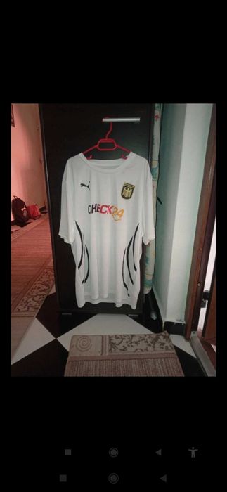 5 Tricouri de Fotbal