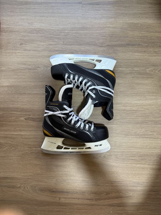 Bauer hockey skates Supreme