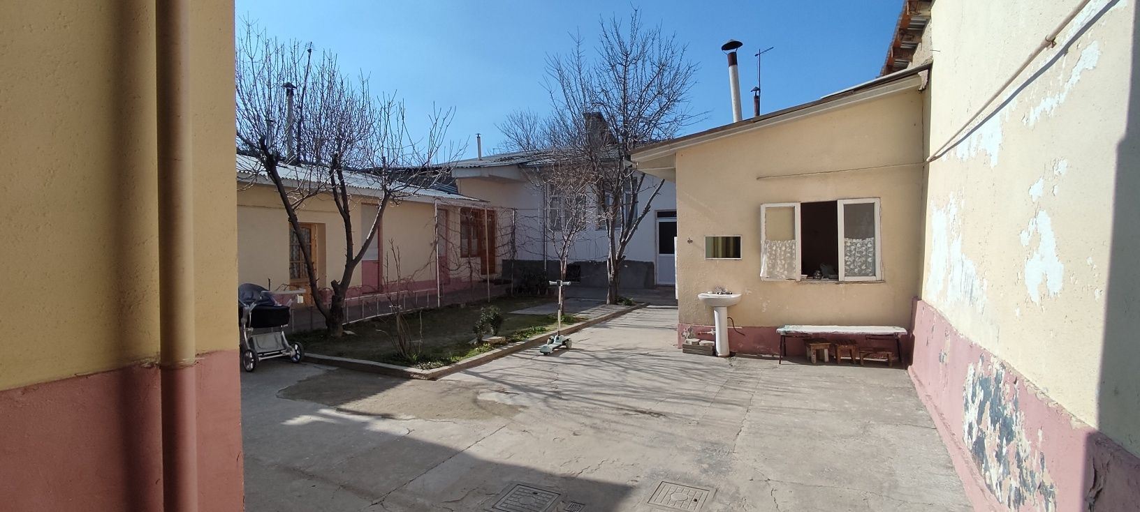 Xovli sotiladi do'mbirabod maxalla