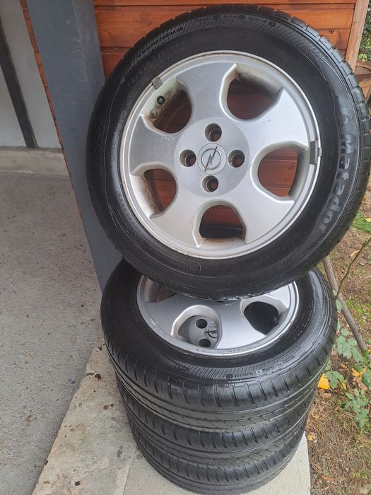 Jante Aliaj Alu 15 4x100 Anvelope 195/60/R15