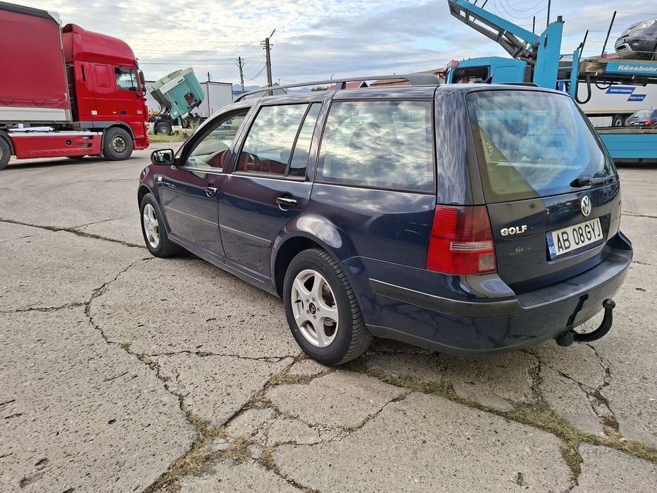 Vw Golf 4 an 2005  131 cai