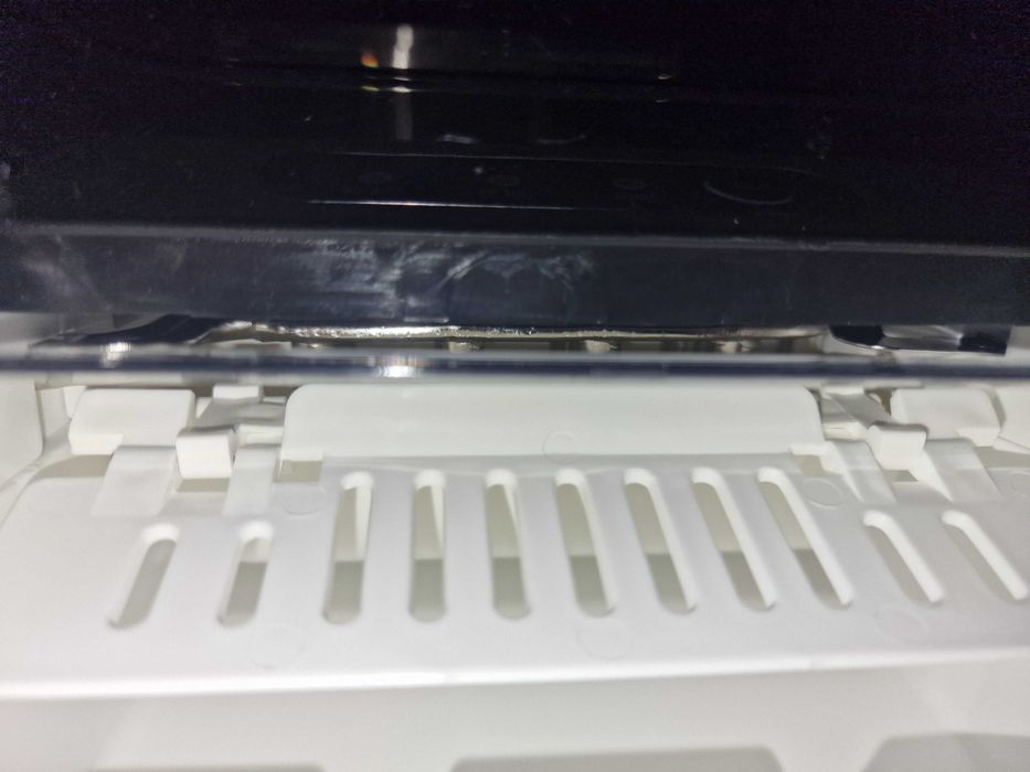 Aparat electric cuburi gheata -uz casnic -transport gratuit