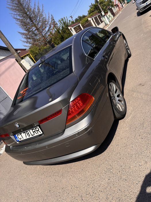 BMW seria 7 e65
