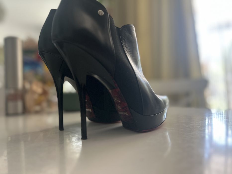 Pantofi cu toc inalt Cesare Paciotti- Originali