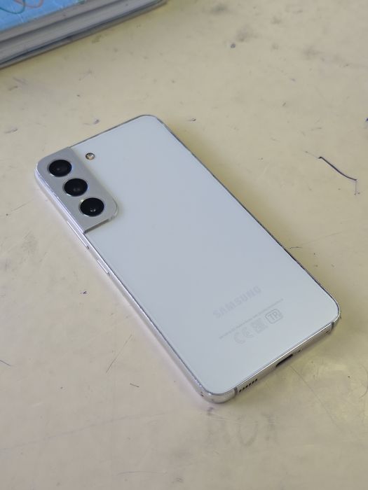 Samsung s22/Самсунг с22