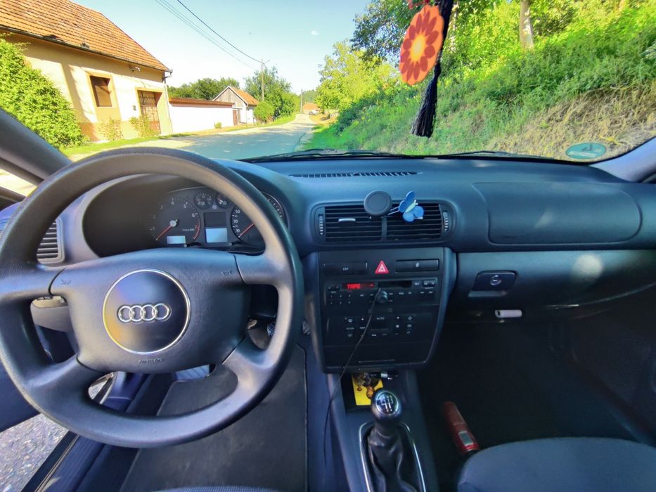 Vând Audi A3,an fabricație 2001,1.6 Benzină