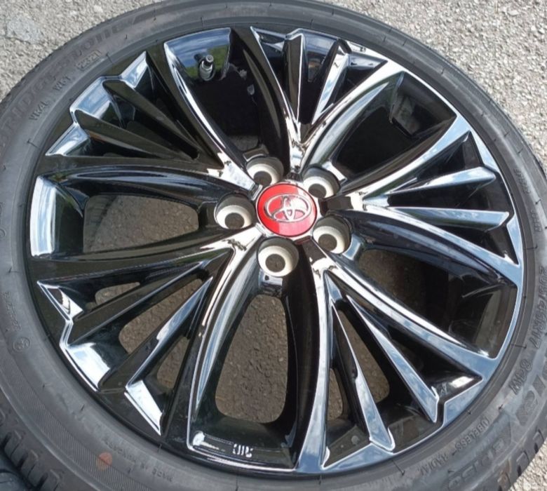 17" оригинални алуминиеви джанти за Toyota Yaris hybrid 19-24г