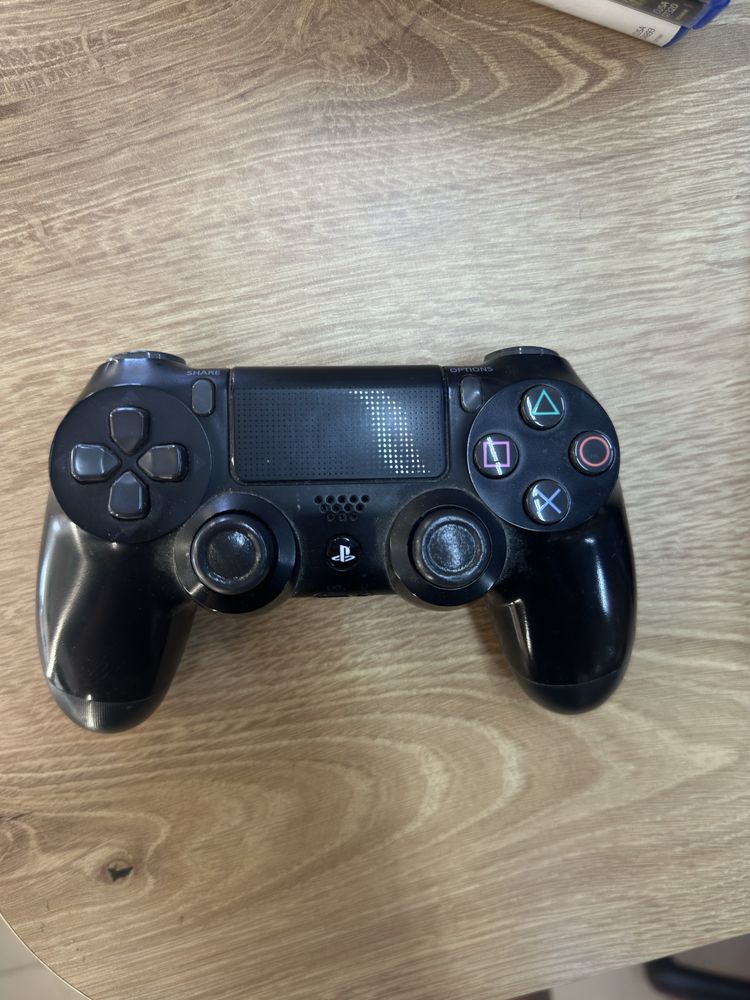 Playstation 4 SLIM 500GB + Игри