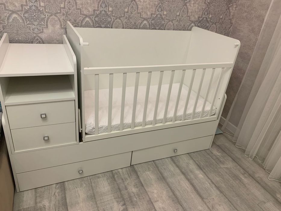 Манеж детский для ребенка