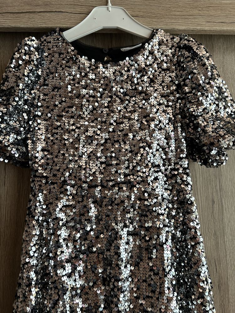 ZARA Нова уникална рокличка размер 122