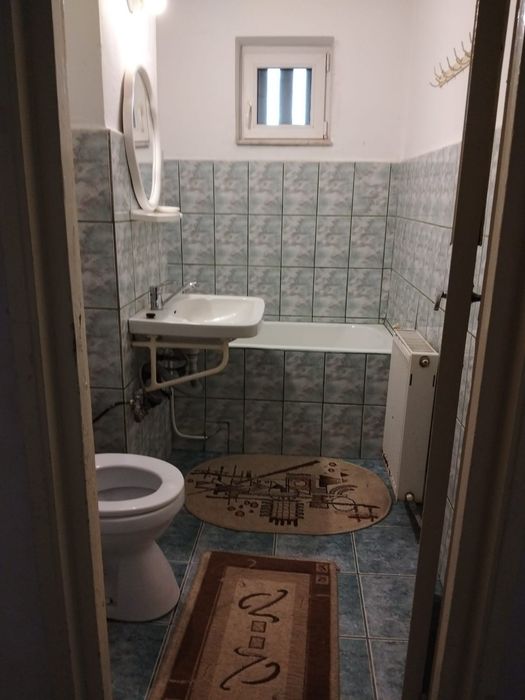 Închiriez apartament 2 camere