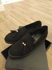 Нови дамски черни велурени обувки 39 UK 6