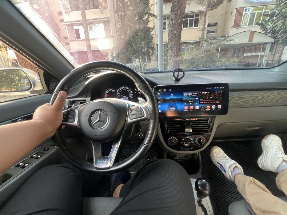 Magnitola Monitor Unistar + sim card