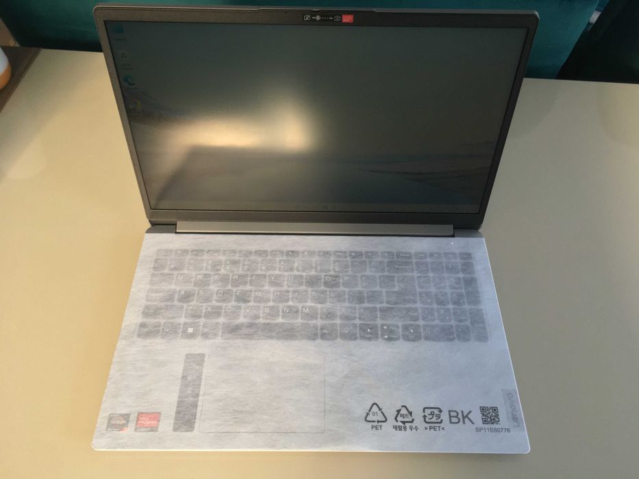 laptop lenevo ideapad 1 15" amd ryzen 3, 2.4 ghz, 16 gb ram ssd 512 gb
