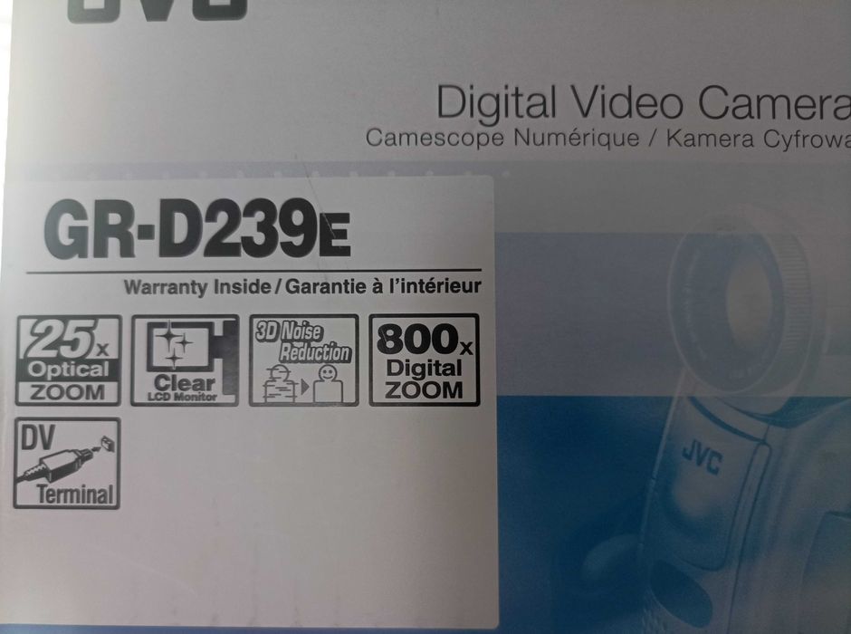 видеокамера JVC GR D239e 25x optical zoom