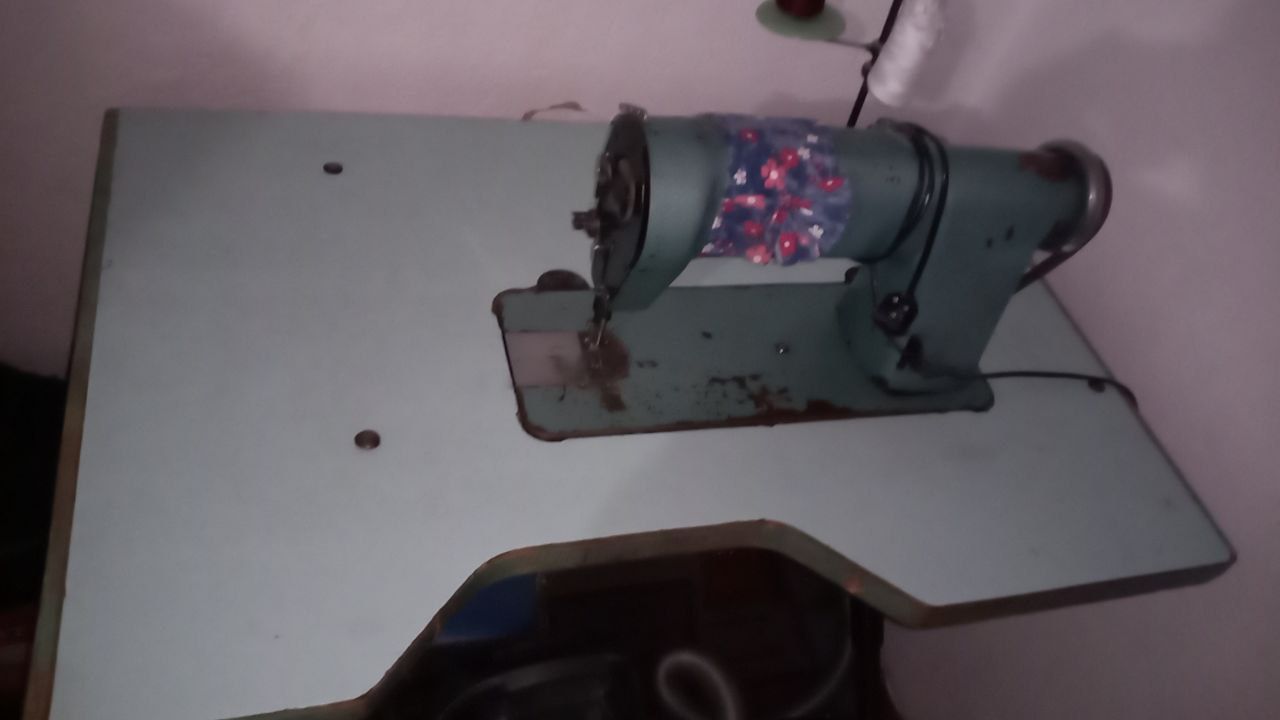 Тикув мошинаси.Яхши.