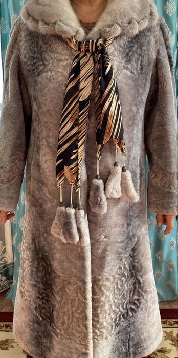 Продам натуральную шубу мутон