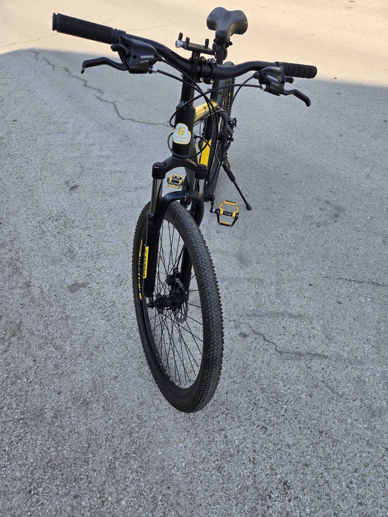 G - Hybrid mountain bike siza M