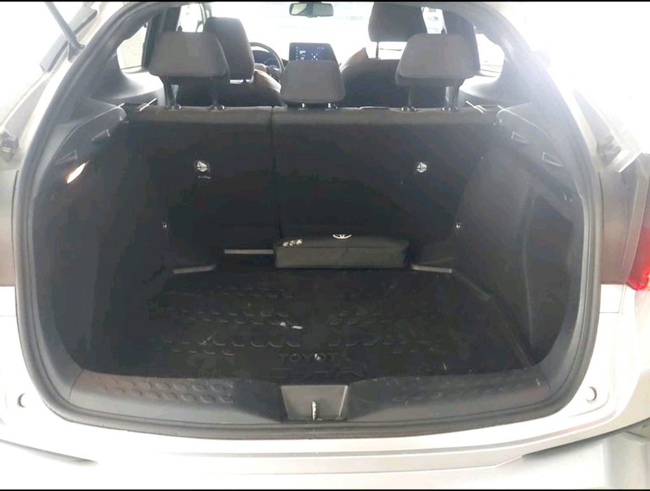 Toyota C-HR 1.8 hybrid