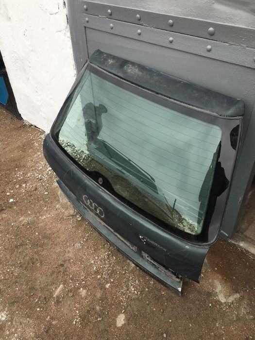 Крышка багажника ауди 80