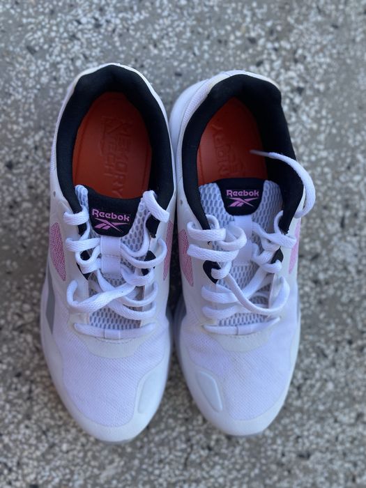 Маратонки Reebok , 39 номер