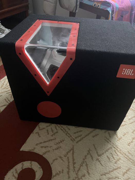Subwoofer JBL + statie
