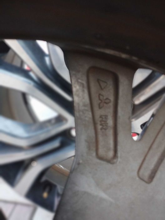 Диски литые аутлендер