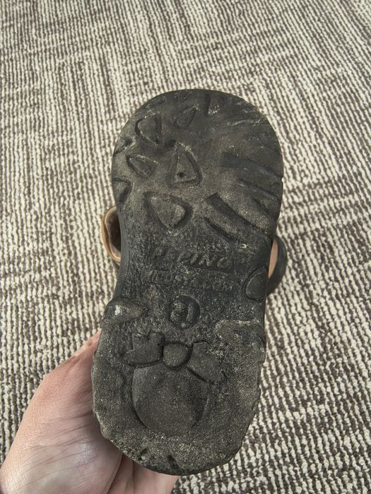 Vând lot de încălțări 21-23.