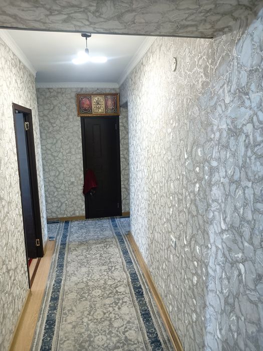 Срочно сотилади сергелида 3хонали уй