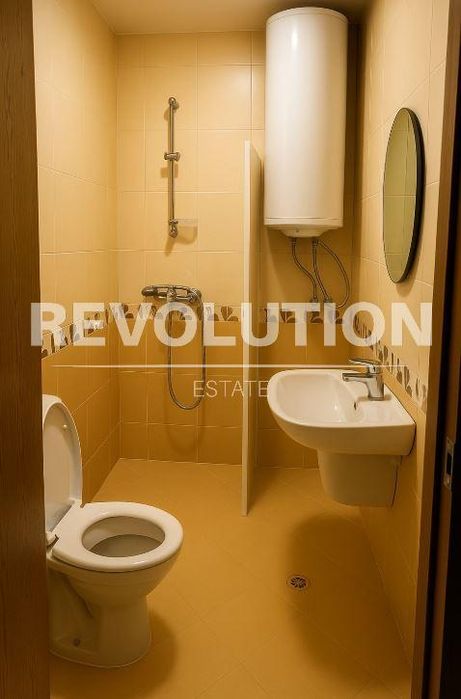 Дава се под наем Двустаен апартамент в Варна, Гръцка махала - 55 кв.м за 600 € - Снимка #4