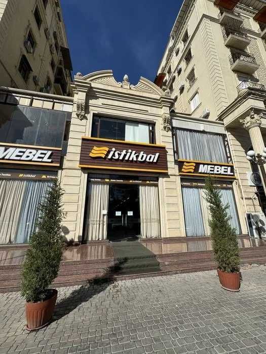 Аренда помещения площадью 1300 м2  шоурум салон