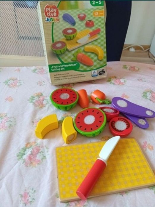 set joaca joc lemn taiat fructe legume playtive junior montessori