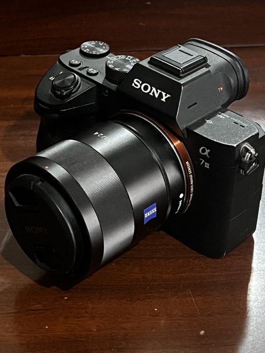 Продам Sony A7 III в отличном состоянии
