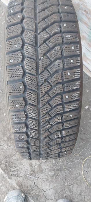 Покрышка 1 шт шипы