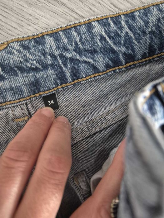 Blugi dama noi evazați xs