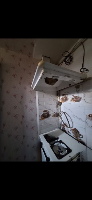 Трех комнатная квартира в общем дворе