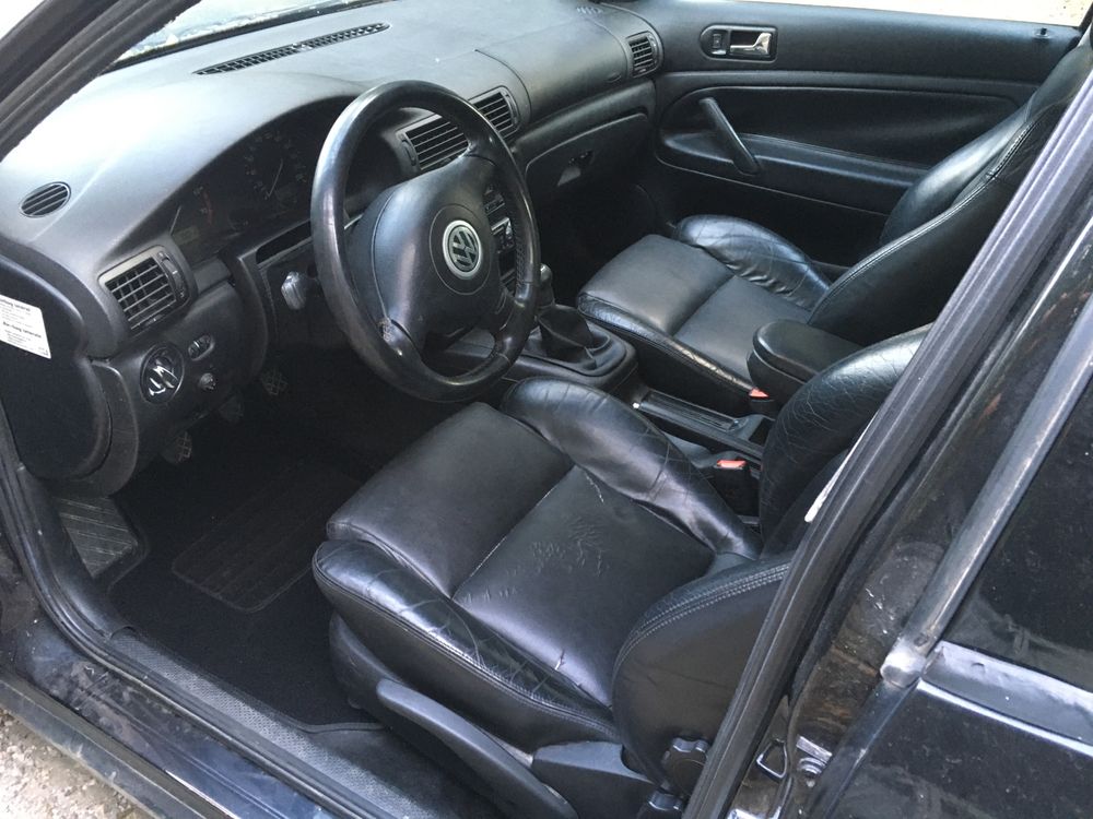 VW PASSAT 1.6 бензин