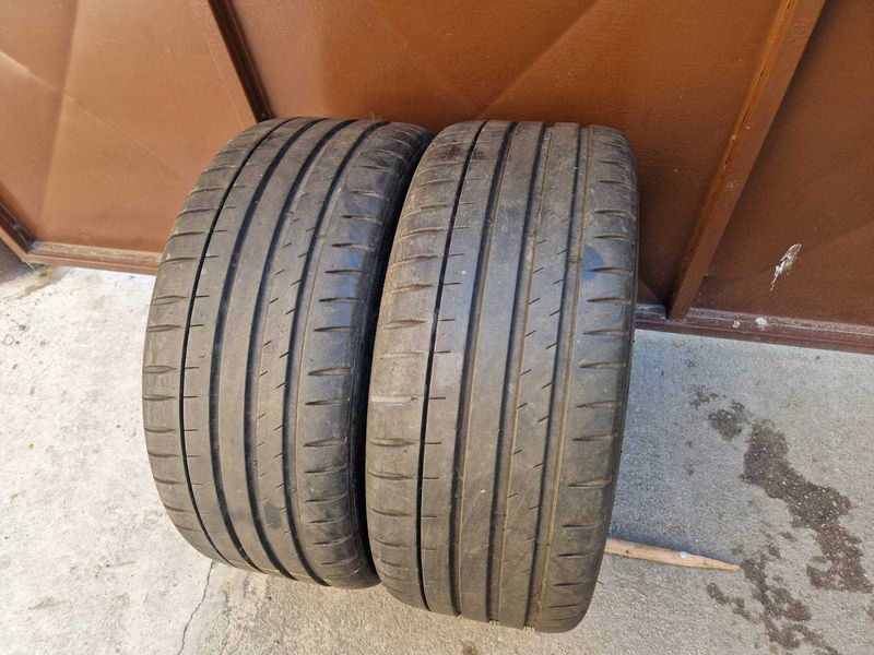 2 Michelin R19 225/35
летни гуми
DOT4016