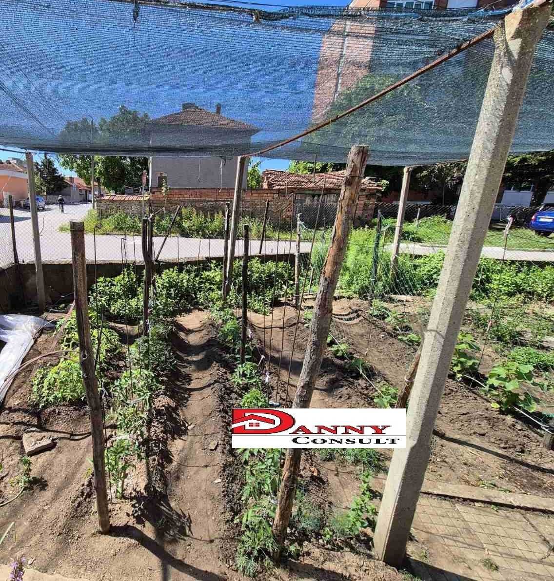 Многостаен апартамент с гараж в гр. Павликени