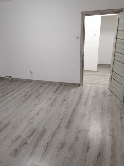 Apartament 3 camere, zona Grivitei, renovat complet.