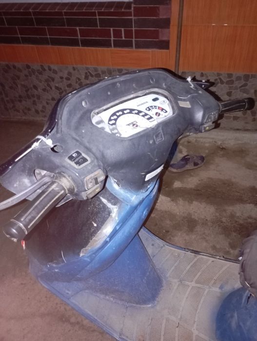 Dau scuter honda 49