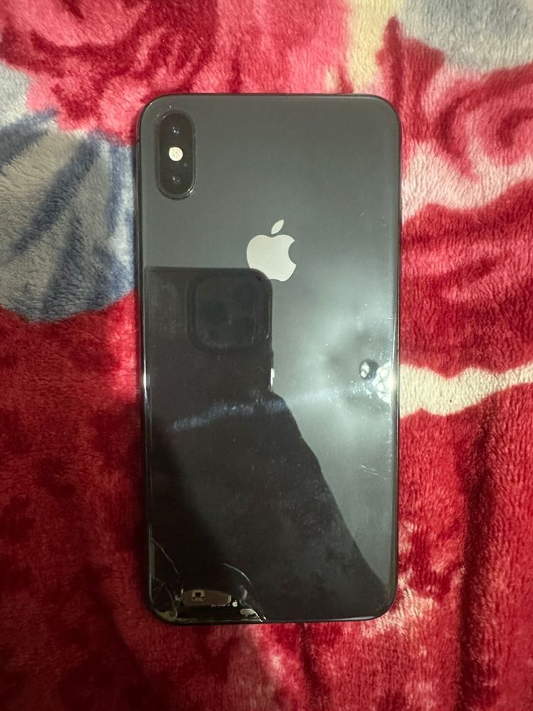 IPhone xs max 64гб 79 емкость